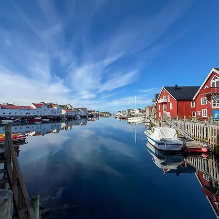 Waterfront Retreat In - Free Parking